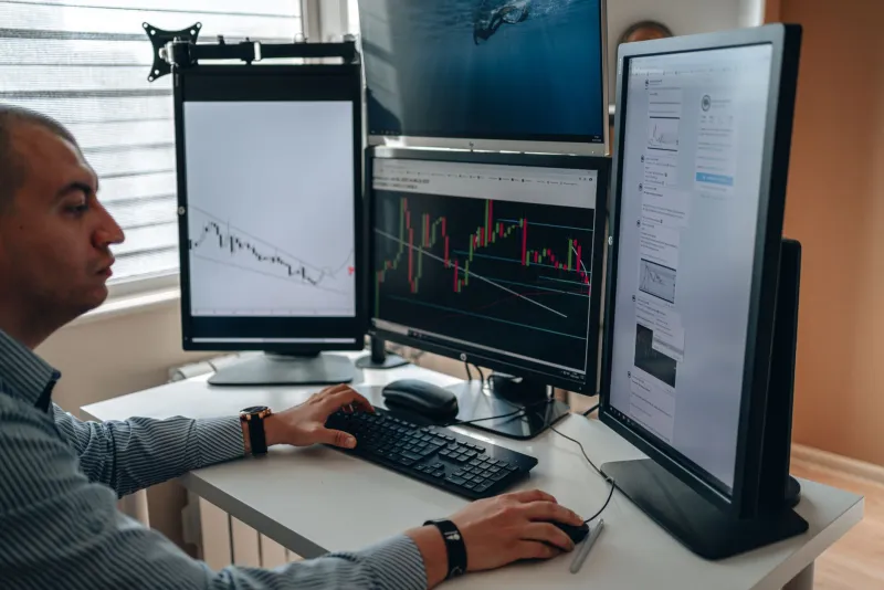 Dividing to Conquer: The Case for Spreading Your Trades Across Multiple Regulated Brokers